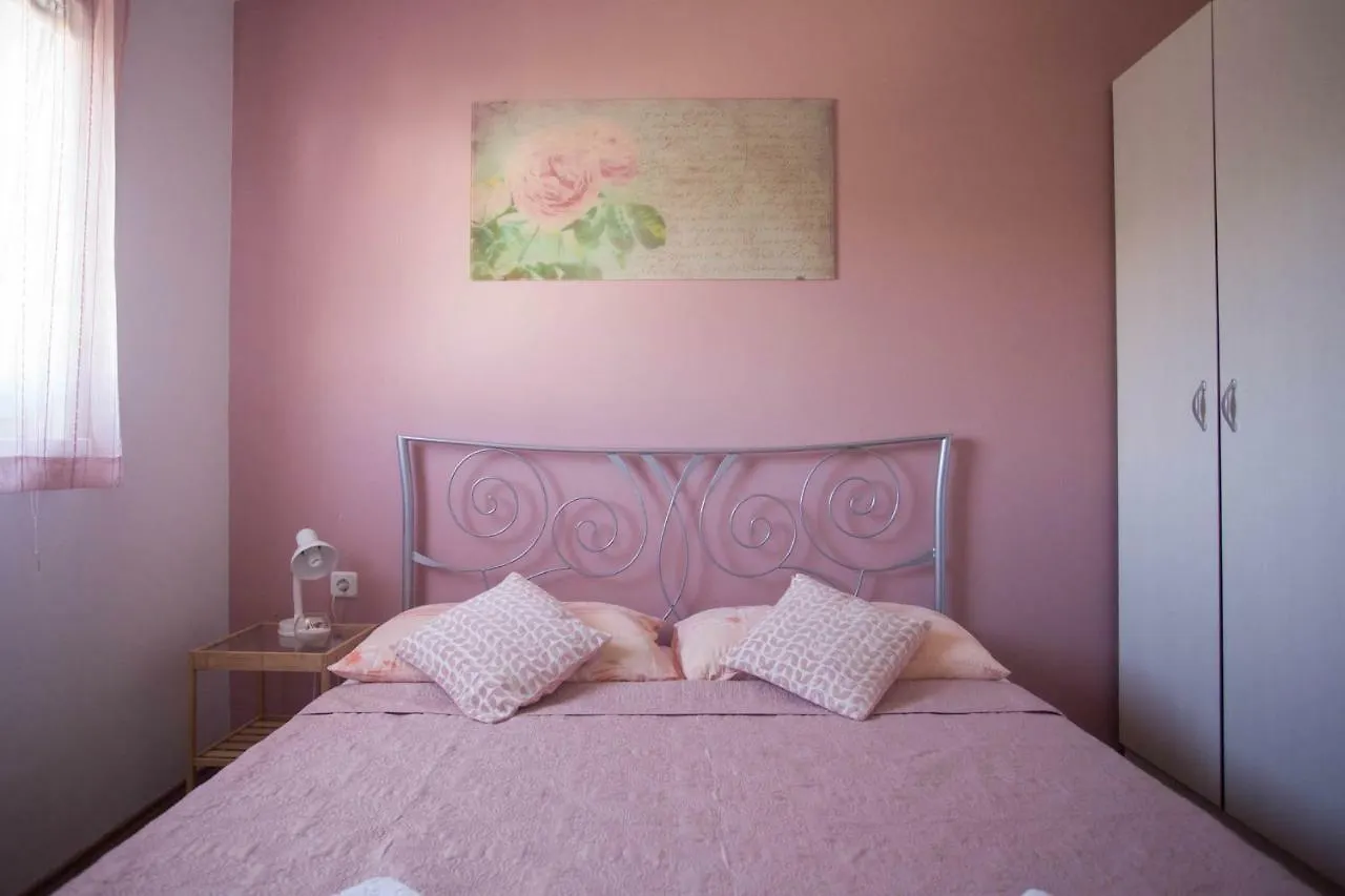 Appartamento Apartmani Opetuk Povljana