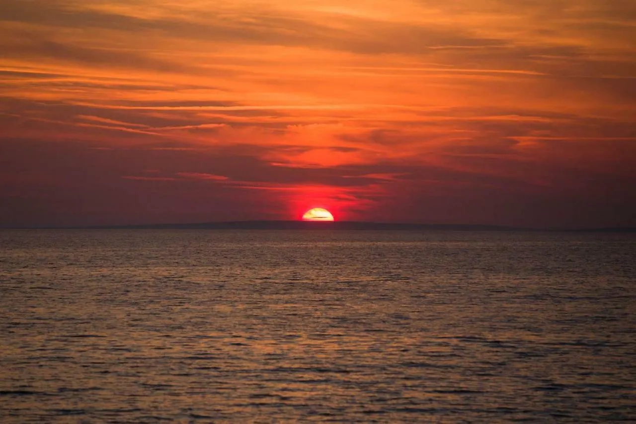 Apartmani Opetuk Povljana 0*,  Croatia